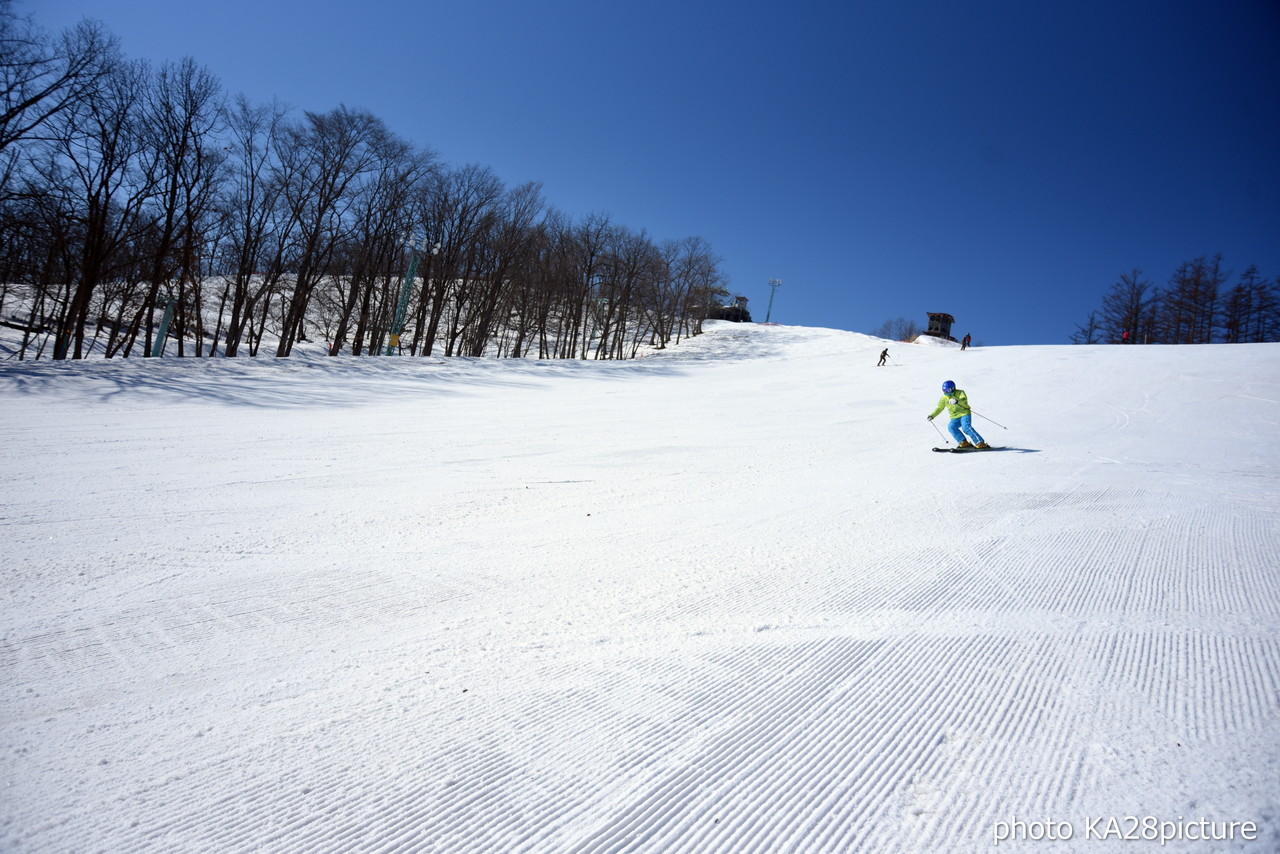 北海道十勝・めむろ新嵐山スキーリゾート メムロスキー場　麗らかな春の日差しを浴びながら。。。